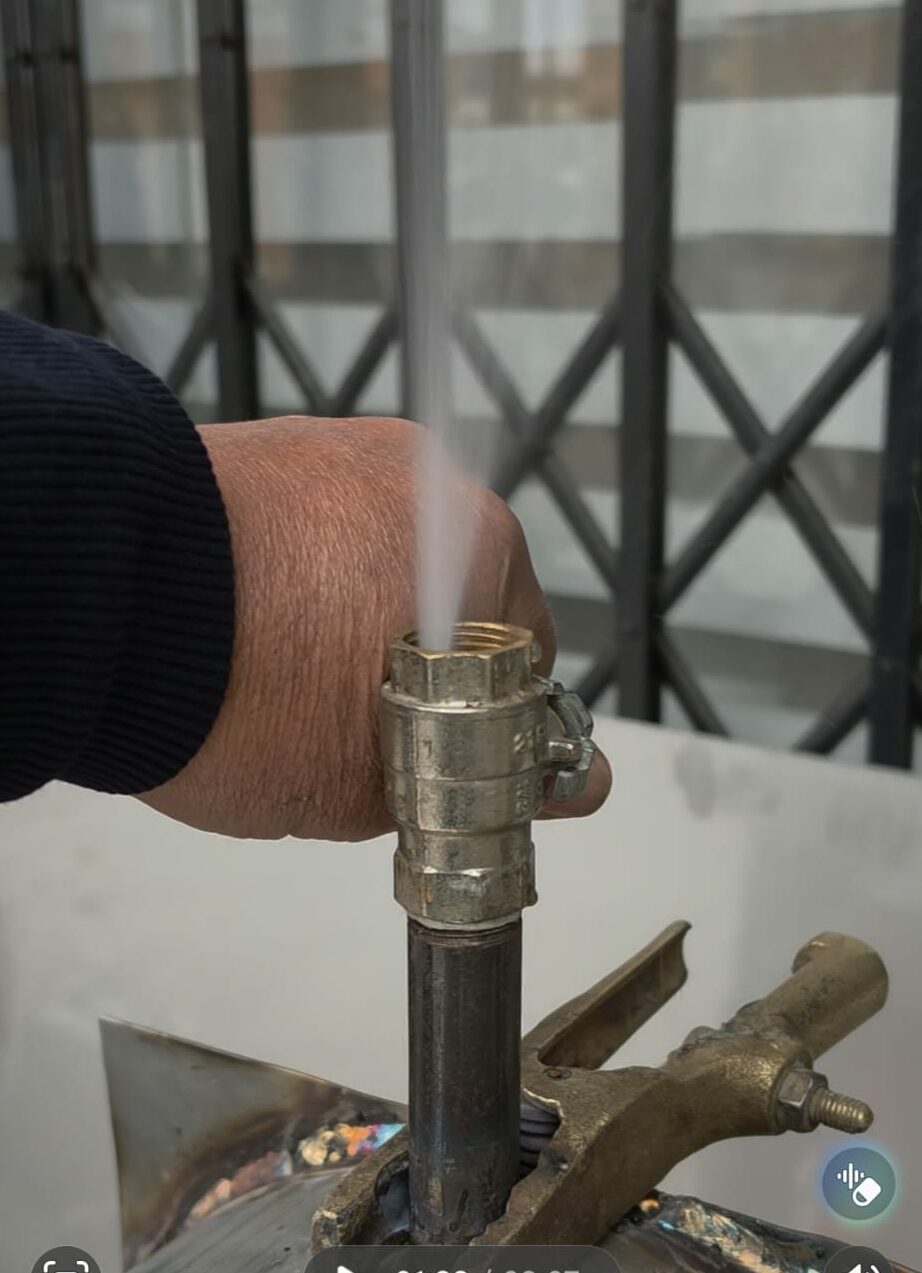 Essai de faisabilité piquage en charge sur tube inox faible épaisseur